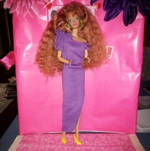 Vintage 1989 Dance Club Kayla Barbie Doll in Best Buy Purple Dress 7917
